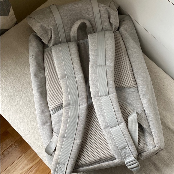 Gray Herschel Supply Company Men's Backpack - Picture 6 of 7